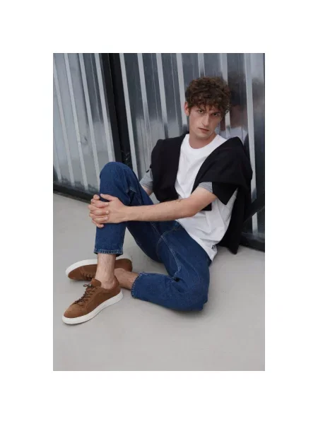 Велюровые кеды Estro коричневые