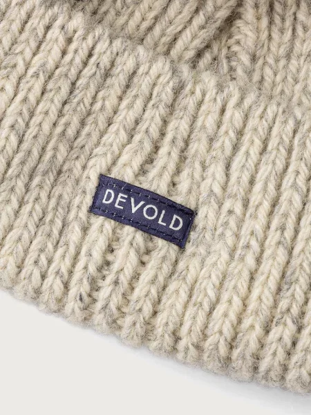 Шерстяная шапка Devold