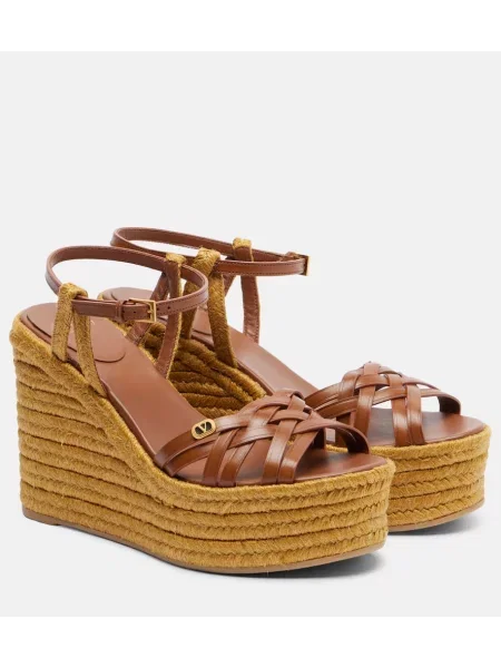 Kožené espadrilky Valentino Garavani hnědé