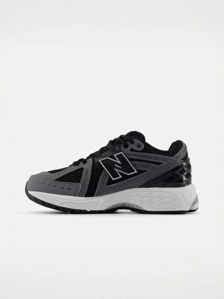 Повседневные кроссовки New Balance черные