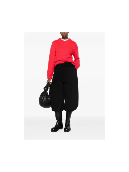 Sweter Soft Goat z dekoltem w serek czerwony
