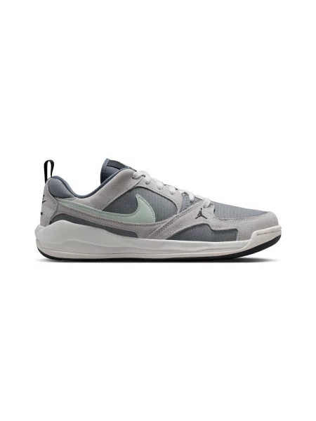 Pantofi Nike gri