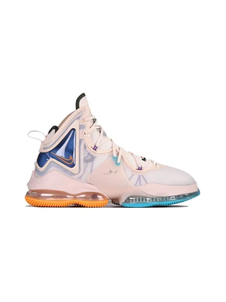 Pantofi Nike roz