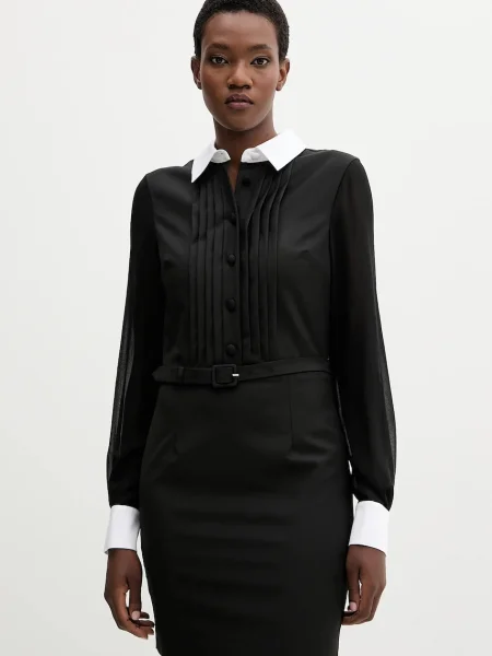 Рокля с вълна Blugirl Blumarine къса разкроена черно