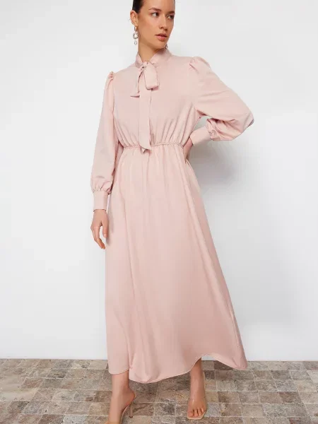 Gulerat rochie Trendyol roz