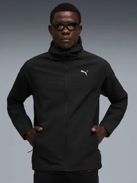 Демисезонная куртка Puma для бега черная