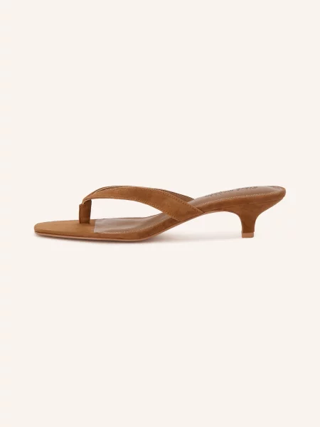 Steve Madden Prstové Sandály Tracie hnědá