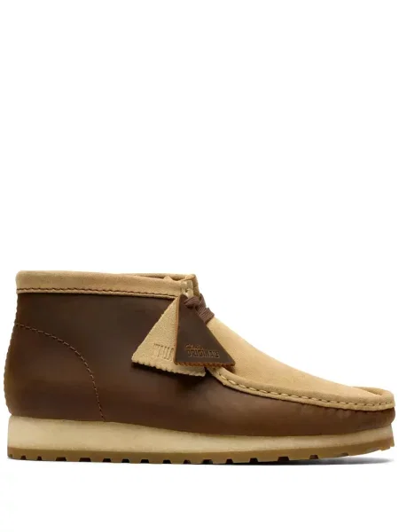 Ghete desert Clarks Originals cu șireturi din piele de căprioară maro