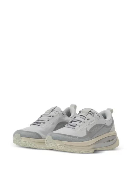 Бягане яке Nike сиво