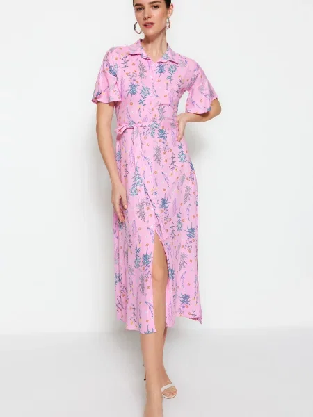 Sukienka maxi Trendyol różowa