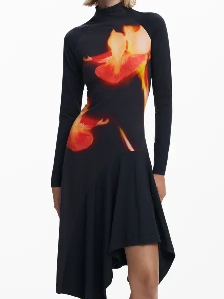 Rochie mini Desigual scurtă de costum negru