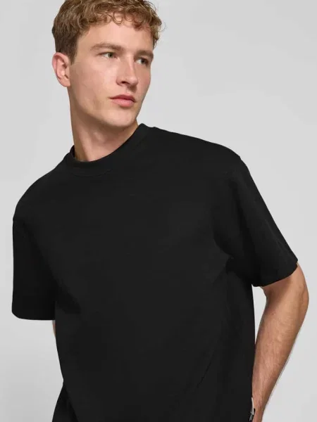 T-shirt o kroju relaxed fit z elastycznej mieszanki bawełny model SCUBA' Jack & Jones czarna