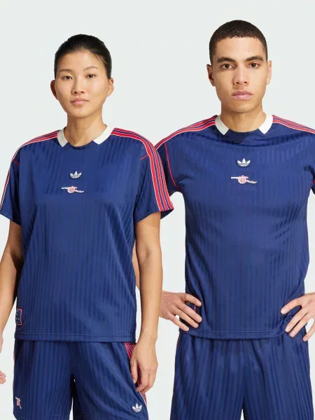 Переработанный футболка Adidas синяя