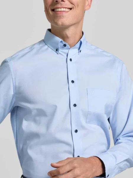 Koszula biznesowa o kroju comfort fit z kwiatową wewnętrzną listwą Olymp Luxor błękitna