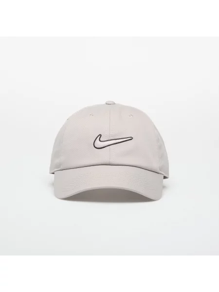 Kapa s šiltom Nike črna
