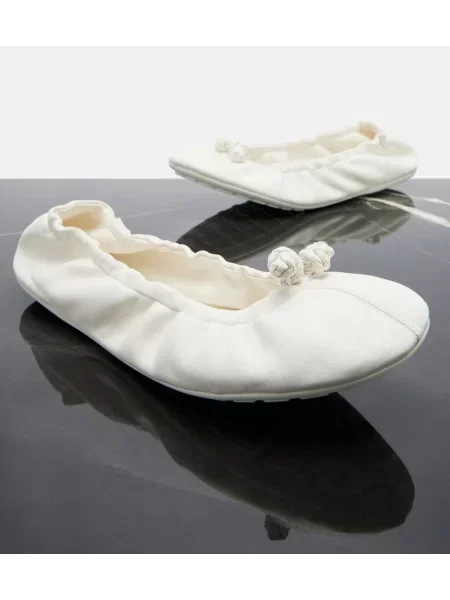 Balerini Bottega Veneta din piele alb
