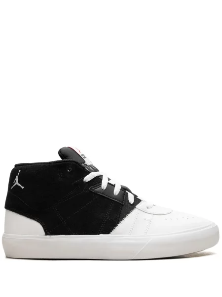 Sneakerși Jordan alb