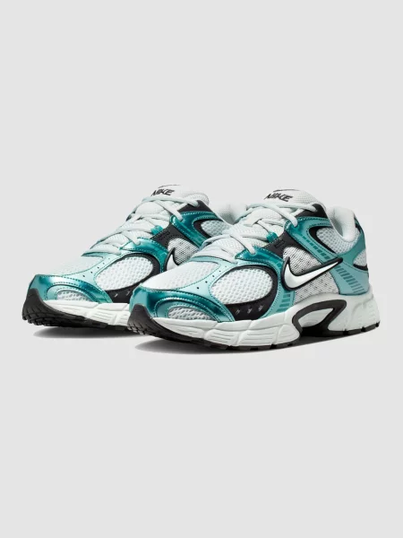 Повседневные кроссовки Nike зеленые