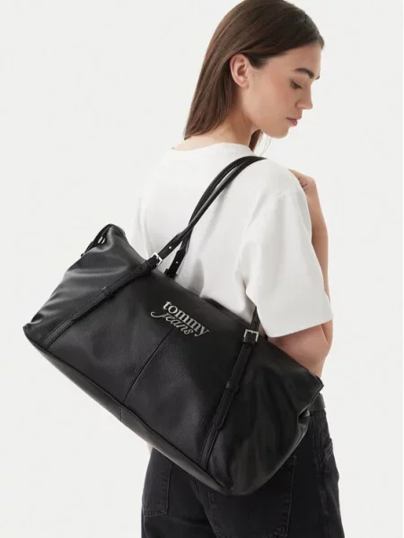 Tommy Jeans Torebka Pebble Grain Metal Logo Tote Bag czarny