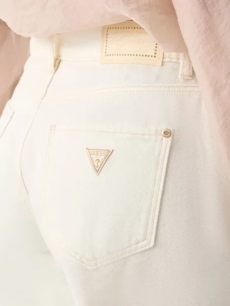 Джинсовые шорты Guess белые