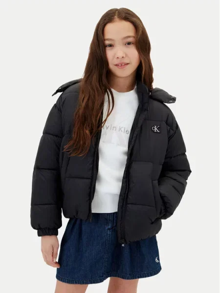 Calvin Klein Преходно яке черен