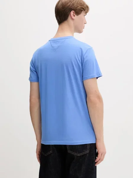 T-shirt o kroju regular fit z czystej bawełny Tommy Jeans niebieska