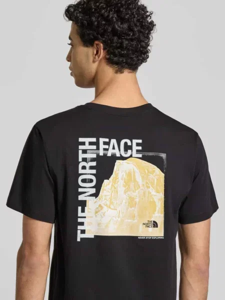 T-shirt o kroju regular fit z nadrukiem z logo The North Face czarna