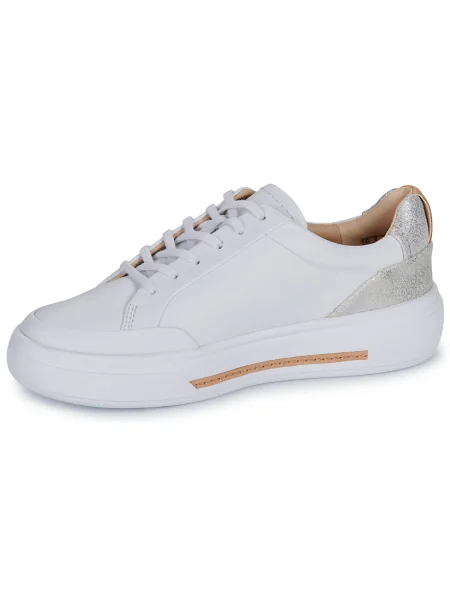 Pantofi Clarks alb