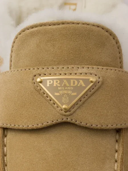 Велурени мюли Prada