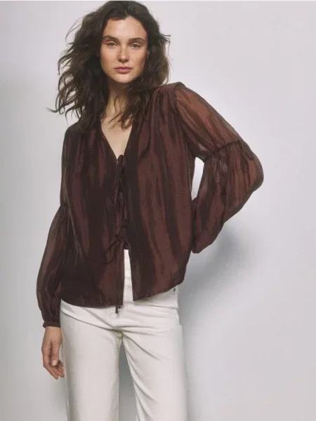 Reserved Bluză cu nod decorativ maro