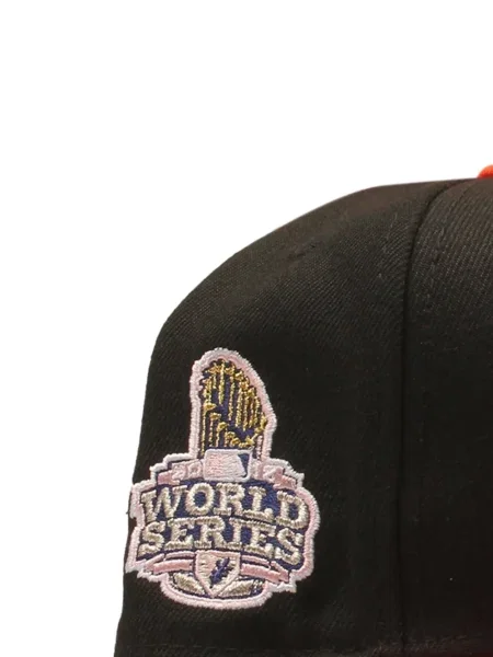Șapcă New Era Cap cu broderie negru