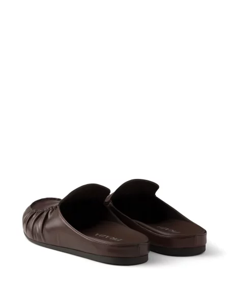 Papuci tip mules Prada din piele maro