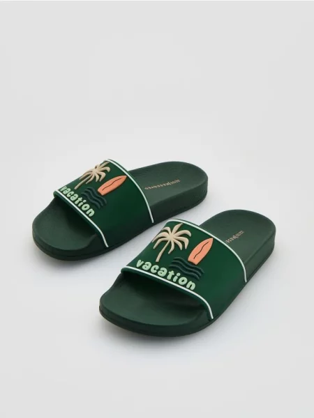 Шлепанцы Reserved с аппликацией