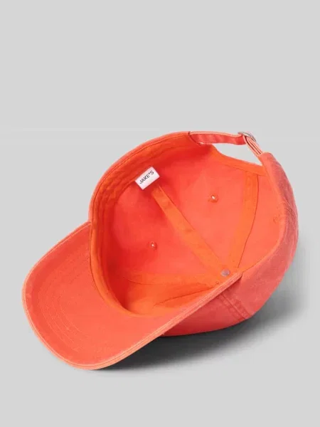 Czapka z daszkiem z wyhaftowanym napisem Jake*s Casual czerwona