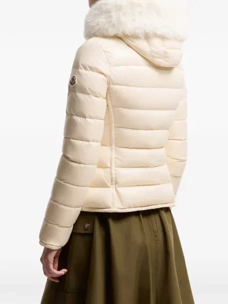 Matlasat geacă Moncler alb
