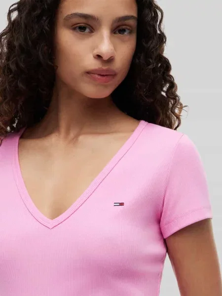 T-shirt o kroju slim fit z mieszanki bawełny Tommy Jeans