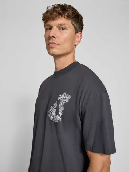 T-shirt o kroju relaxed fit z czystej bawełny model anthos' Allsaints