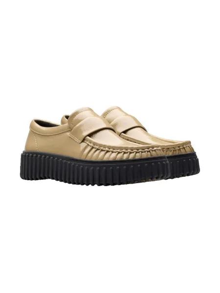 Pantofi Clarks bej