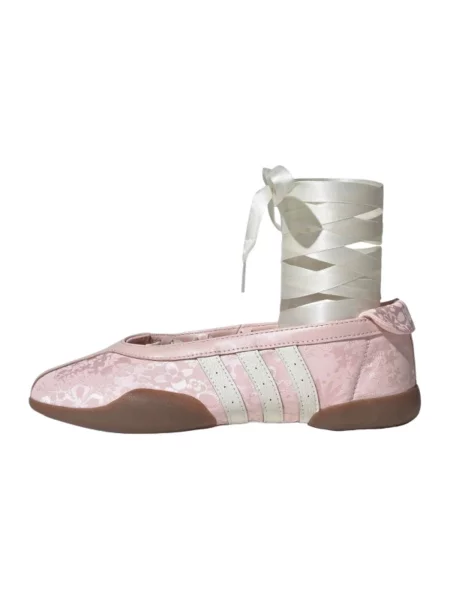 Pantofi Adidas cu model floral roz