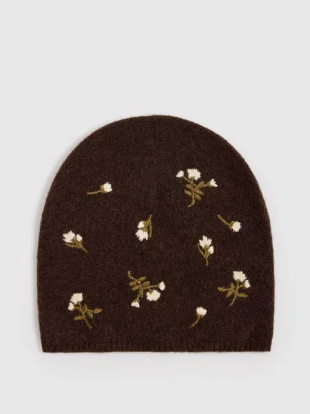 Mohito Beanie kepurė tamsiai ruda