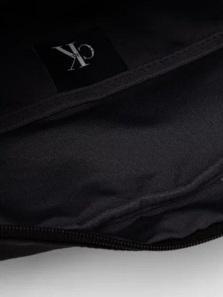 Calvin Klein Válltáska Bolt Laptop Flight Bag Fekete fehér