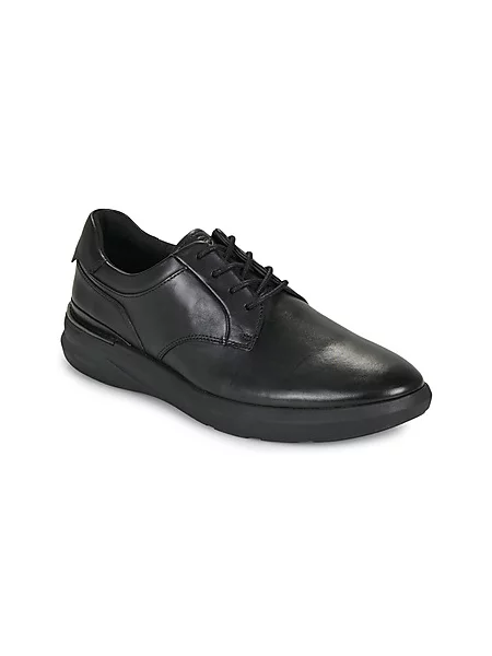 Derby Clarks črna