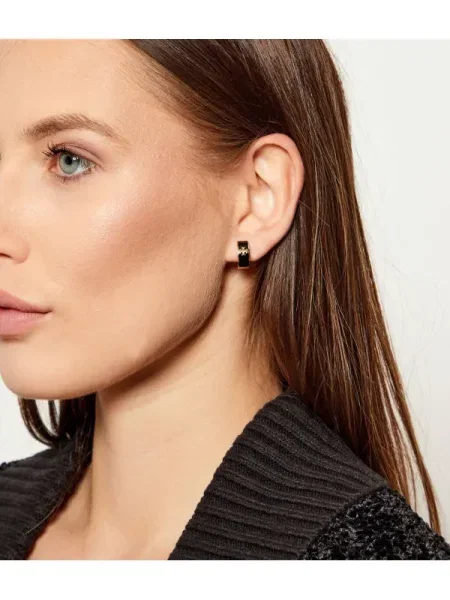 Tory Burch fülbevaló Kira Huggie fekete