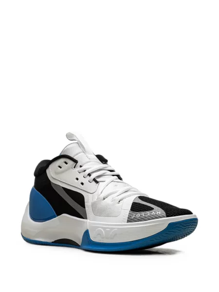 Sneakerși Jordan alb