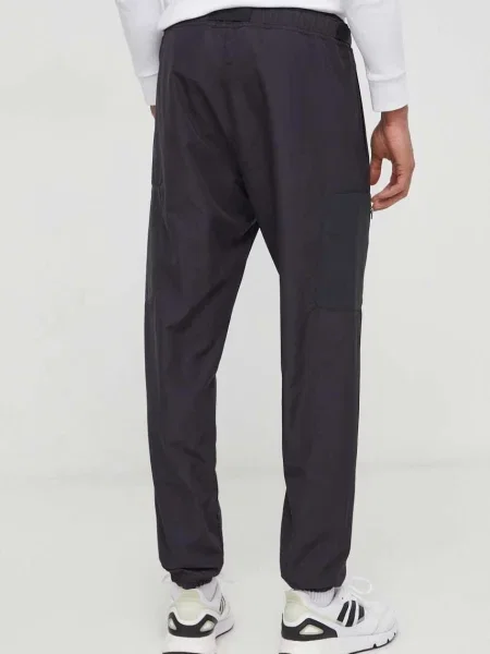 Adidas Originals spodnie dresowe czarne