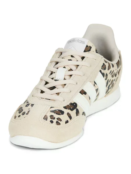 Pantofi Adidas maro