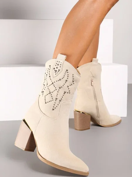 Botine Irilianne bej