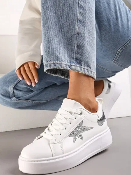 Sneakers Albi cu Șireturi pe Platformă Joasă cu Inserții Sclipitoare Cominia alb