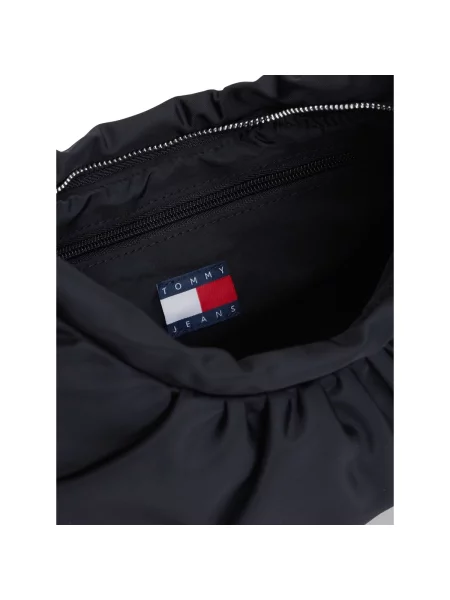 Kabelka Tommy Jeans se stahovací šňůrkou černá