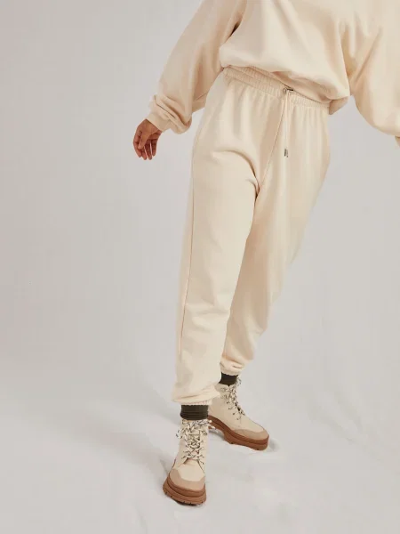 A LOT LESS Pantaloni Ida murdar alb